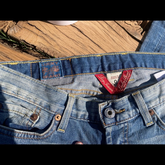 Lucky Jeans - Picture 2 of 4